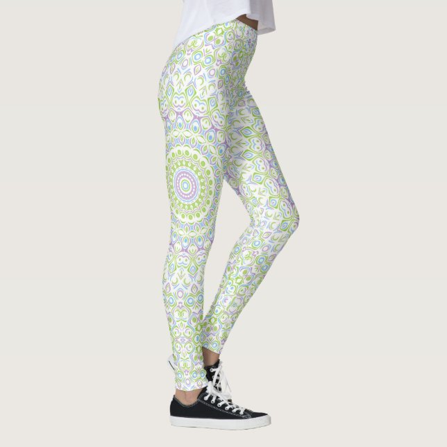Leggings Fresh Spring Mandala in Green, Blue, and Lavender (Droite)