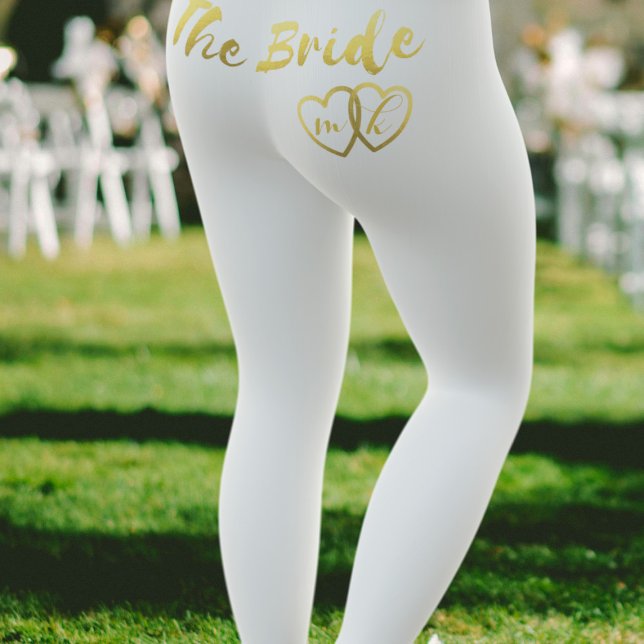 Leggings Les Coeurs d'or de la mariée Monogrammes Mariages  (Add your initials to the gold entwined hearts. Perfect leggings to wear at your bachelorette party)
