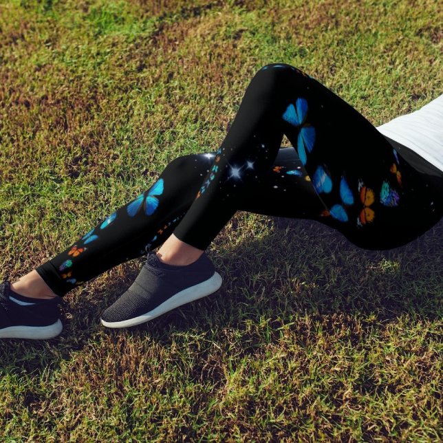 Leggings Les papillons bleus tombent dans les étoiles noir  (Créateur téléchargé)