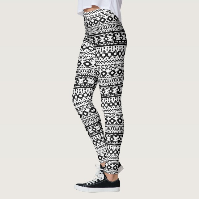 leggings motif geometrique aztec noir et blanc rbba5cc9b47094267b5a01a1eaea6ea5f 6ftqs 644