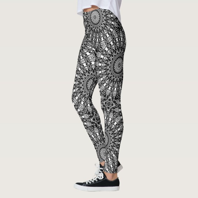 Leggings Motif Mandala noir et blanc (Gauche)