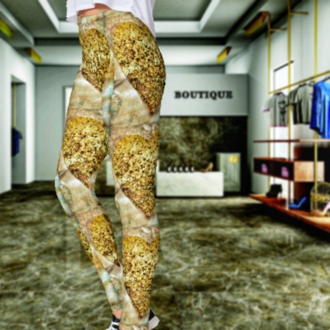 Leggings Une lueur d'amour (These leggings put you in a fun mood for Valentine's Day, or whenever!)