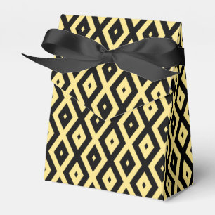 Lemon yellow and black diamond pattern favor box
