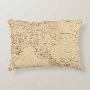 L'Empire des Perses Decorative Pillow