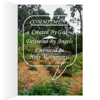 L'engagement créé/a livré/vue embrassé de jardin