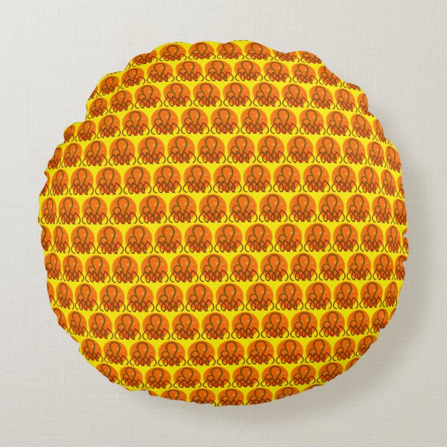 Leo Round Pillow (Front)