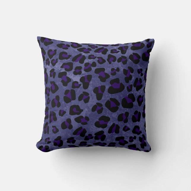 *~* Leopard Black Throw Pillow (Front)