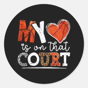 Leopard Bysketbyll Mom My Heart Is On That Court M Classic Round Sticker
