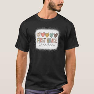 Leopard Heart Love 1st Grade Teacher Welcome Back  T-Shirt