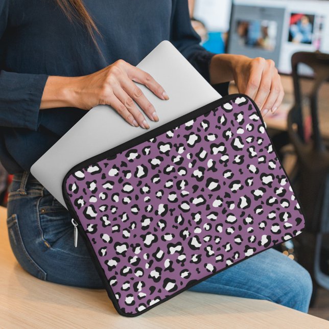 Leopard Pattern, Leopard Spots, Purple Leopard Laptop Sleeve (Creator Uploaded)