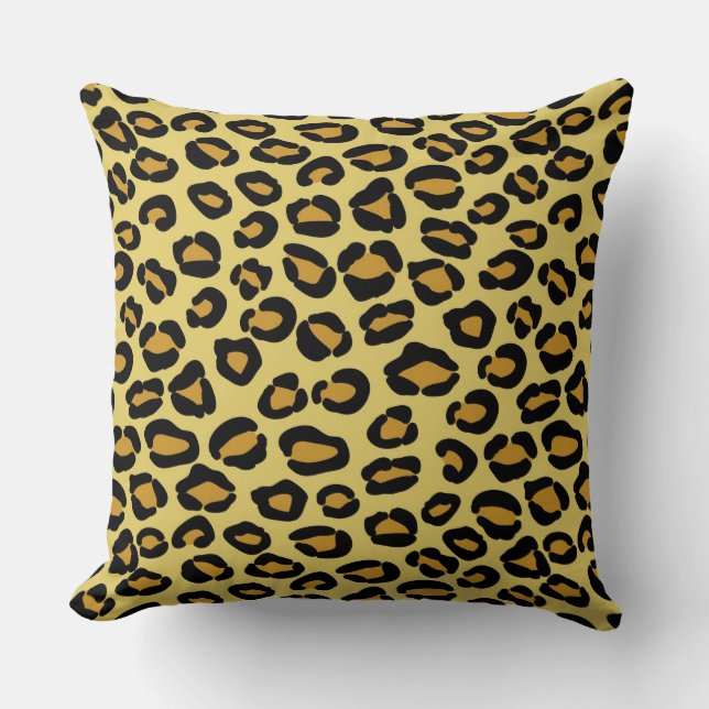 Leopard Pattern Throw Pillow (Front)