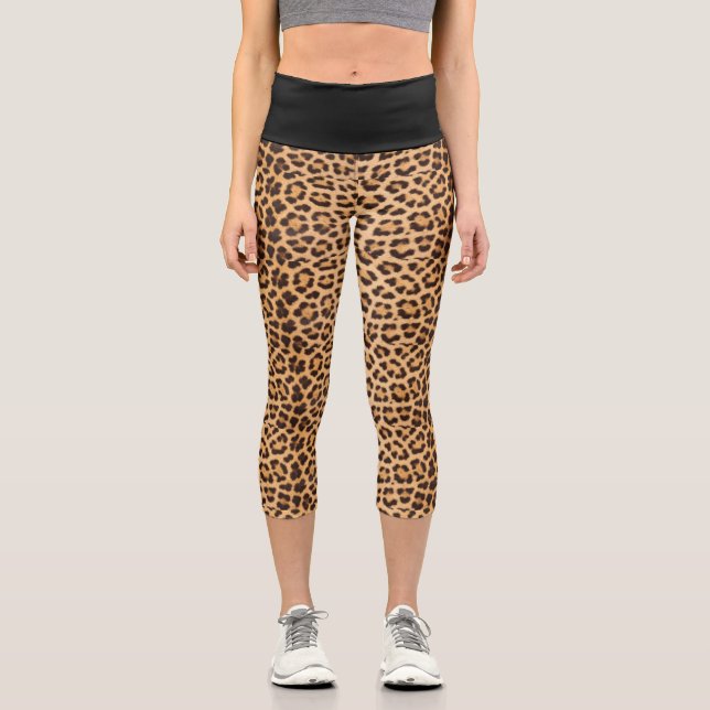 LEOPARD PRINT CAPRI YOGA PANTS LEGGINGS (Front)