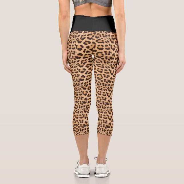 LEOPARD PRINT CAPRI YOGA PANTS LEGGINGS (Back)