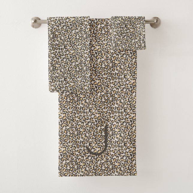 Leopard Print Chic Animal Bath Decor Initial Bath Towel Set (Insitu)
