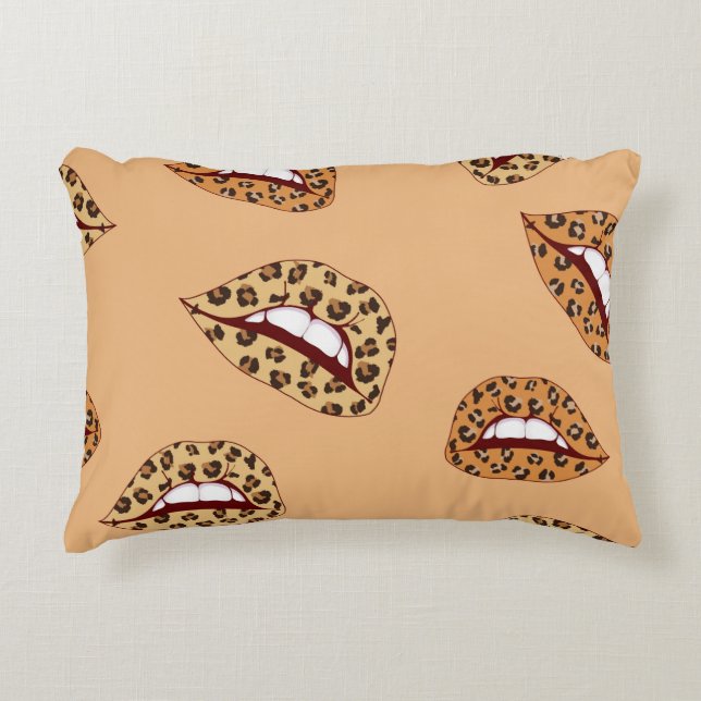 Leopard print lips seamless pattern,cheetah lips d accent pillow (Front)