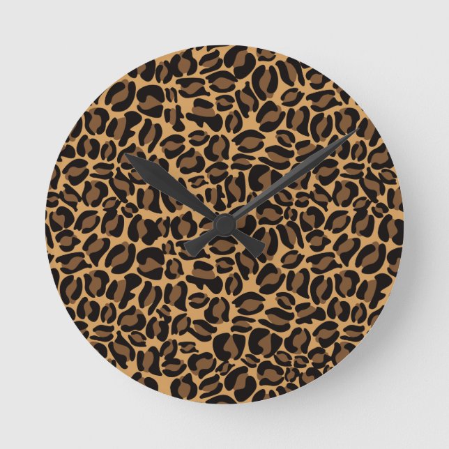 Leopard Print Pattern Classic Jungle Round Clock (Front)