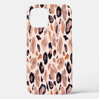 Leopard print, seamless, beige background.