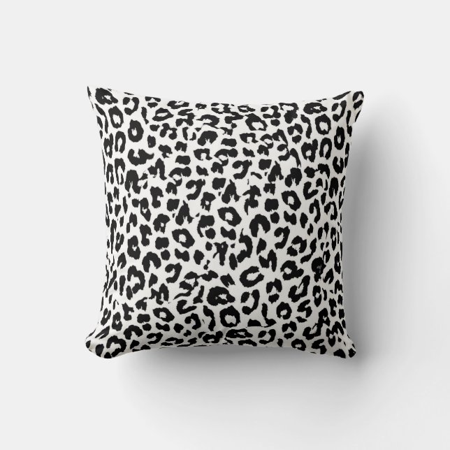 Leopard Print Skin Fur Throw Pillow (Front)