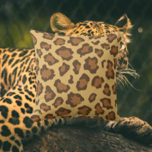  Leopard Print Throw Pillow