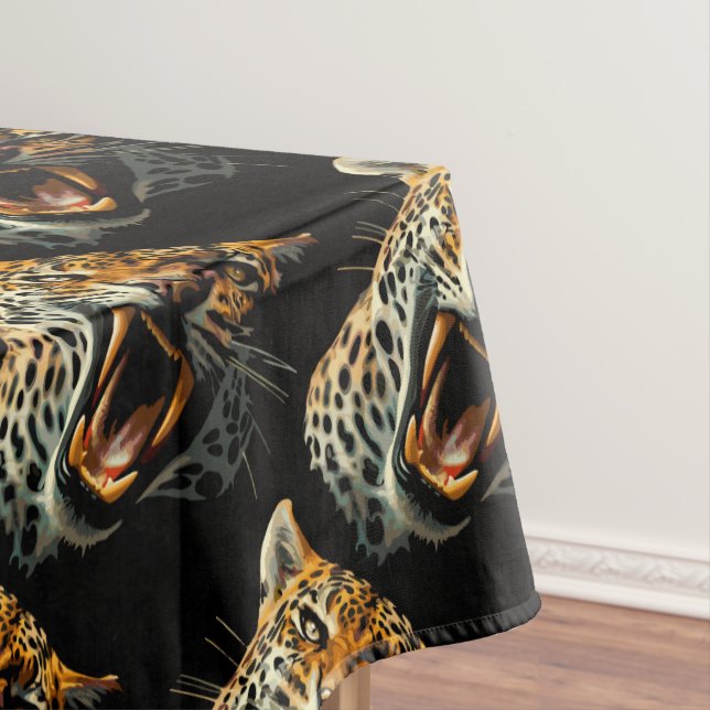Leopard roaring attack head tablecloth (In Situ)