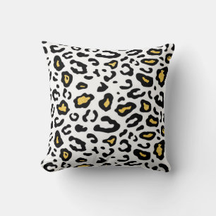 Leopard skin seamless pattern throw pillow