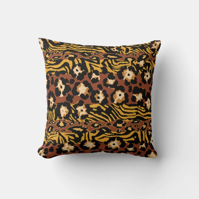 Leopard, tiger skins, wild pattern. throw pillow (Front)