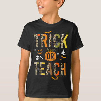 Leopard Trick Or Teach Halloween School Fall Autum T-Shirt