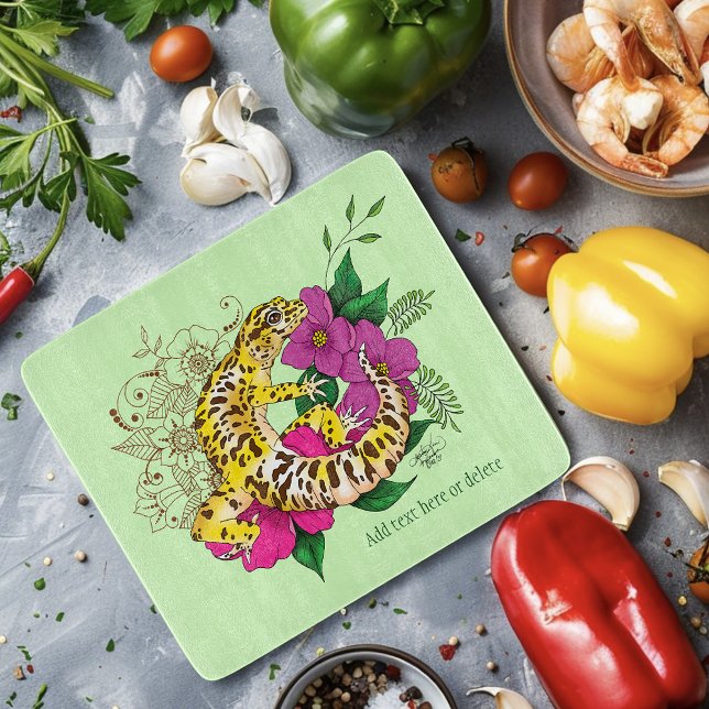 Leopard Yellow GeckoGreen Cutting Board (Creator Uploaded)