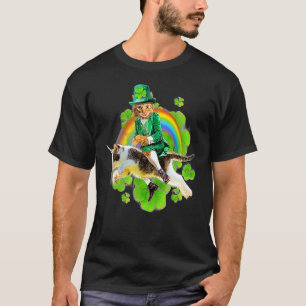Leprechaun Cat Riding Rainbow Lucky Shamrock St Pa T-Shirt