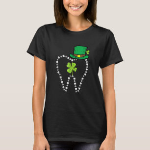 Leprechaun Tooth Shamrock St Patrick Day Dentist D T-Shirt