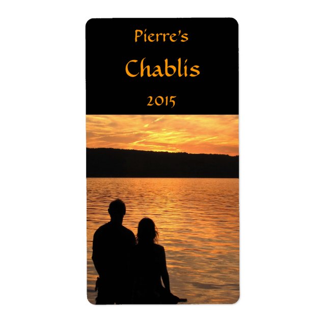Les amoureux au Sunset Lake Wine Étiquette (Devant)