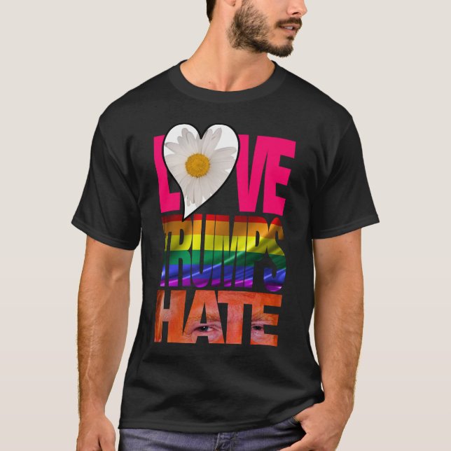 Les atouts d'amour détestent le T-shirt foncé (Devant)