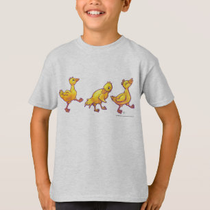 Les canards dans une rangée badine le T-shirt