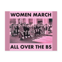 Les femmes marchent partout sur la carte postale B