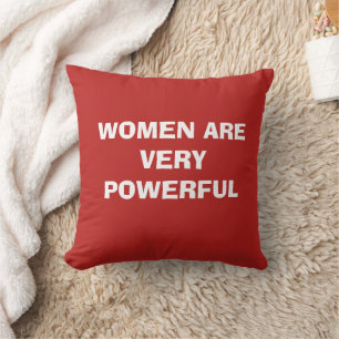 LES FEMMES SONT TRÈS PUISSANTES Coussin en polyest