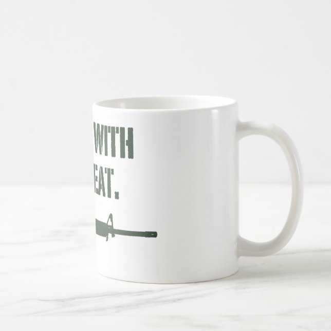Les gens avec des armes à feu mangent la tasse (Droite)