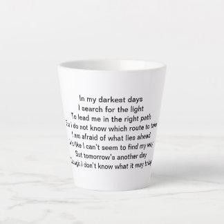 Les jours les plus sombres tasse de café
