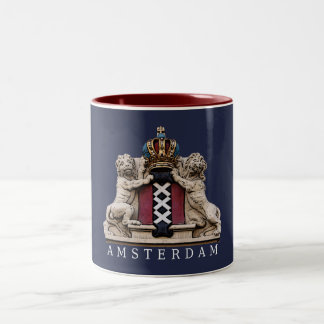 Les lions d'Amsterdam gardent la tasse de 2-Ton de