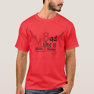Les livres de Badmike et le T-shirt de jeux