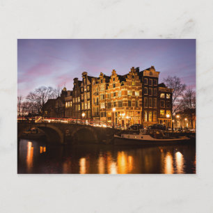 Les maisons du canal d'Amsterdam à la carte postal