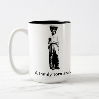 Les marbres ont réuni la tasse de cariatide