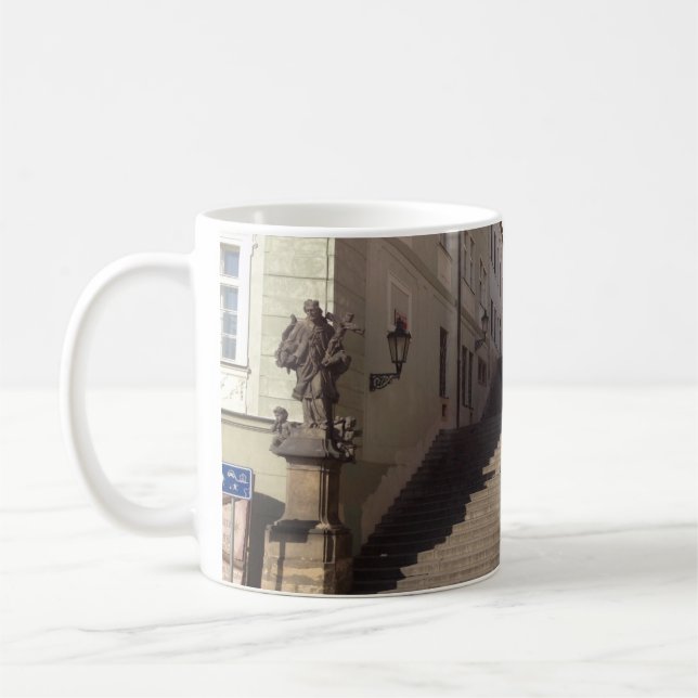 Les marches de Prague (école Radnicke) Café Mug (Gauche)