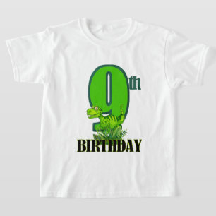 Les mignons garçons ont neuf dinosaures T-shirt
