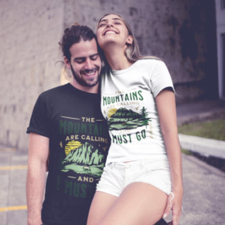 Les Montagnes Appelent Unisex T-Shirt