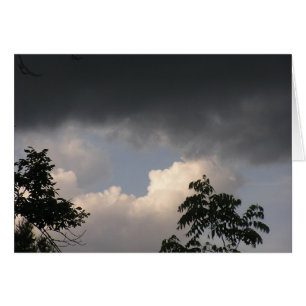 Les nuages foncés ne restent pas longtemps
