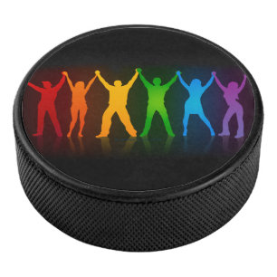 Les six silhouettes debout de Slipperyjoe, bras le