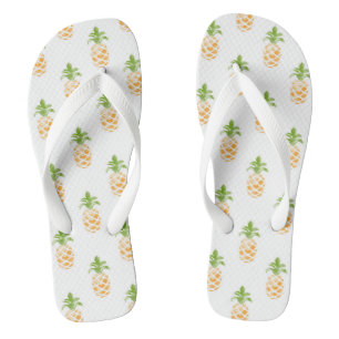 Les tongs d'ananas amusants