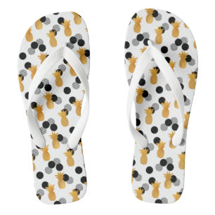 Les tongs Motifs à la mode de l'ananas
