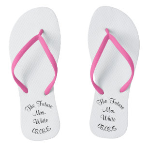 Les tongs nuptiaux du jour du mariage