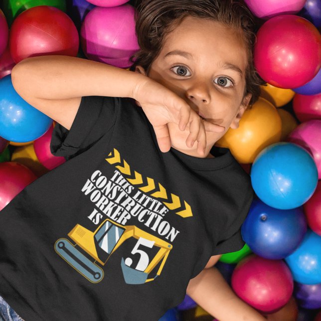 Les Tous Petits T-shirt pour garçon pour 5ème anniversaire d'ouvri (Créateur téléchargé)